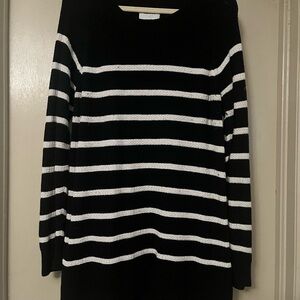 Old Navy Black and White Striped Crew Neck Sweater
